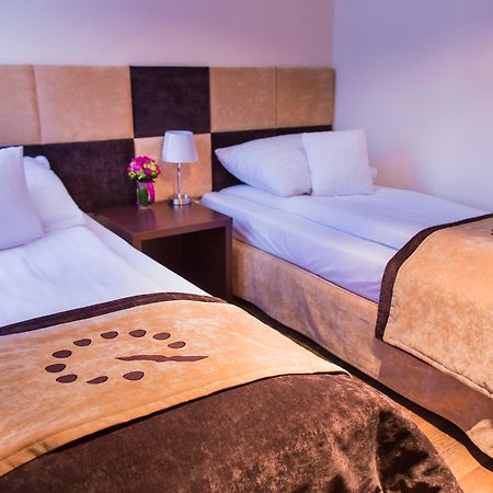 Boutique Hotel's III Łódź Extérieur photo