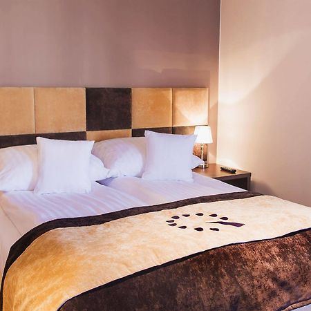 Boutique Hotel's III Łódź Extérieur photo