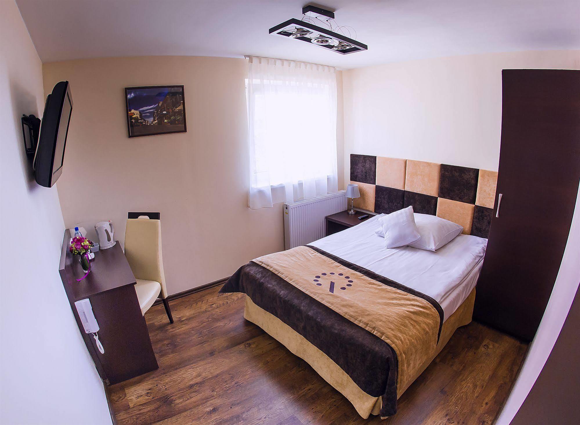 Boutique Hotel's III Łódź Extérieur photo